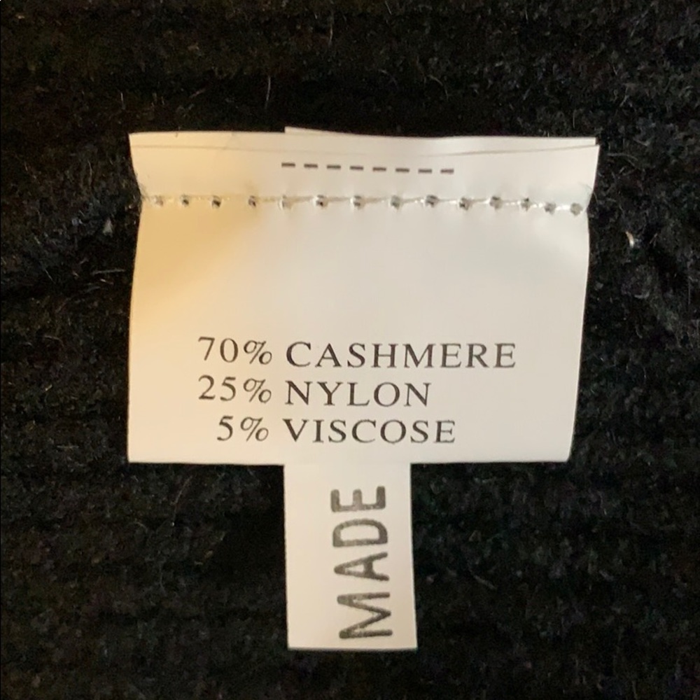 Soft black 70% cashmere sweater - Picture 5 of 6